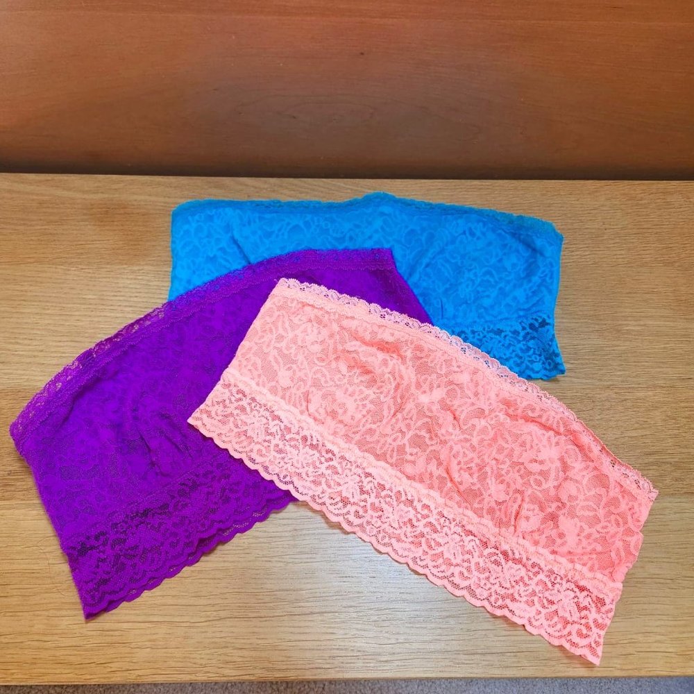 VICTORIA'S SECRET strapless lace bandeau bralette bundle of 3 ~NWOT!